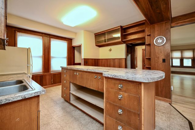 60 E King Street, Winona, MN 55987