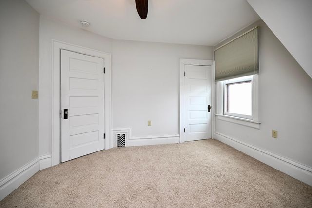 60 E King Street, Winona, MN 55987