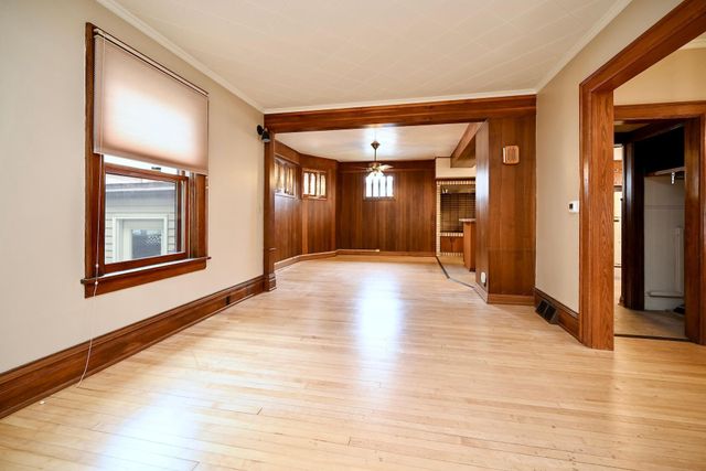 60 E King Street, Winona, MN 55987