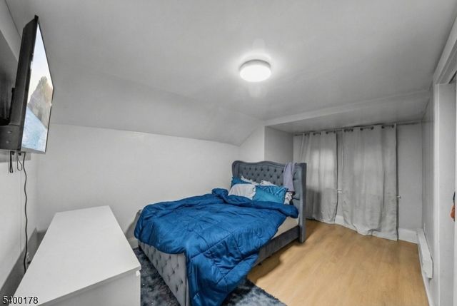 1025 Rivington St, Roselle Boro, NJ 07203