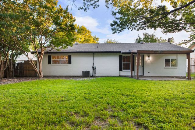 5202 Longhorn Trail, Garland, TX 75043
