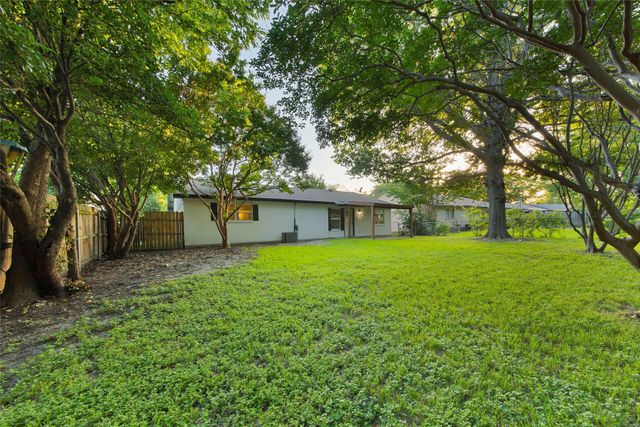 5202 Longhorn Trail, Garland, TX 75043