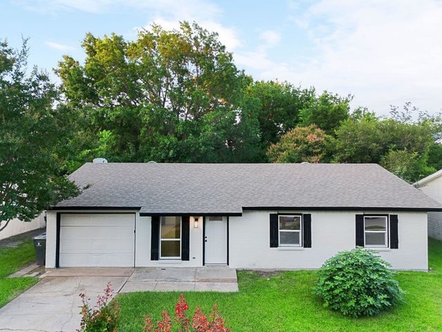 5202 Longhorn Trail, Garland, TX 75043