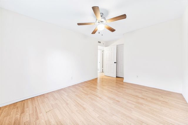 5202 Longhorn Trail, Garland, TX 75043