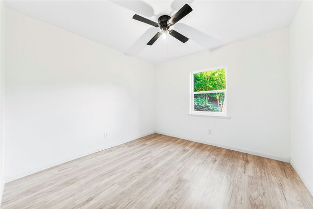 5202 Longhorn Trail, Garland, TX 75043