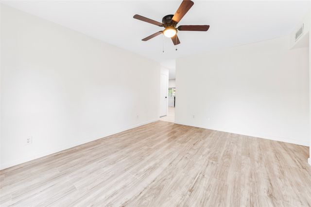 5202 Longhorn Trail, Garland, TX 75043