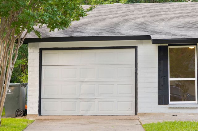 5202 Longhorn Trail, Garland, TX 75043