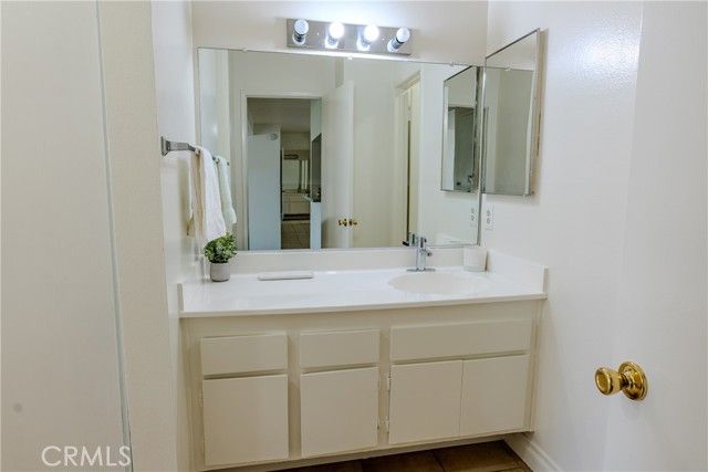 5460 White Oak K301, Encino (los Angeles), CA 91316