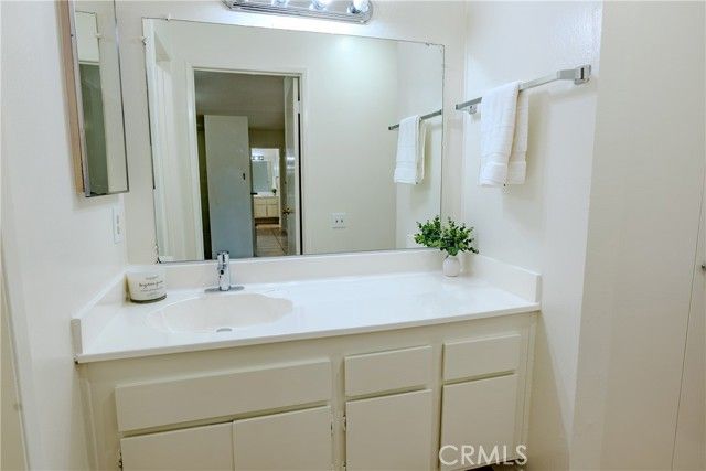 5460 White Oak K301, Encino (los Angeles), CA 91316