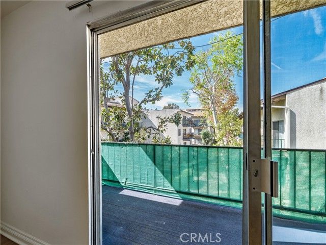 5460 White Oak K301, Encino (los Angeles), CA 91316