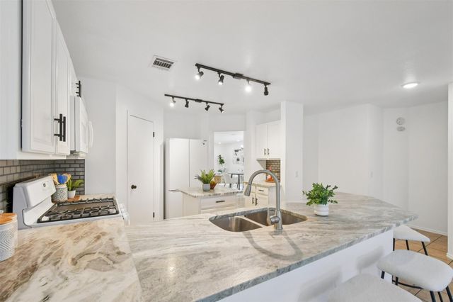 9607 Copper Creek DR, Austin, TX 78729