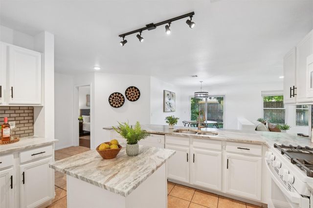 9607 Copper Creek DR, Austin, TX 78729