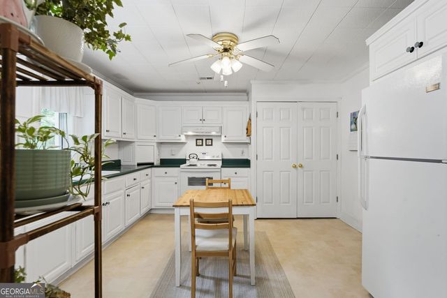 181 Cedar Creek Road, Cartersville, GA 30121