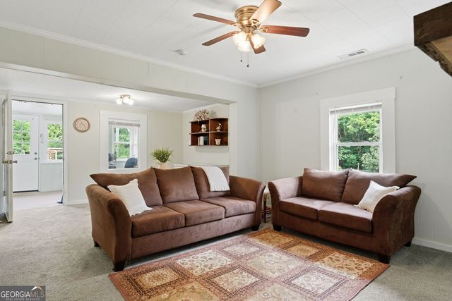 181 Cedar Creek Road, Cartersville, GA 30121
