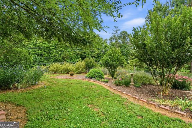 181 Cedar Creek Road, Cartersville, GA 30121
