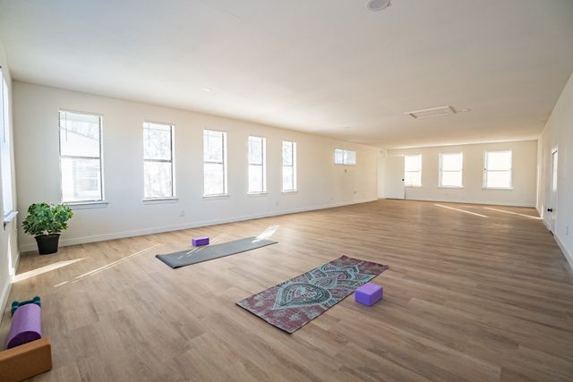 3518 W Rochelle Road, Irving, TX 75062