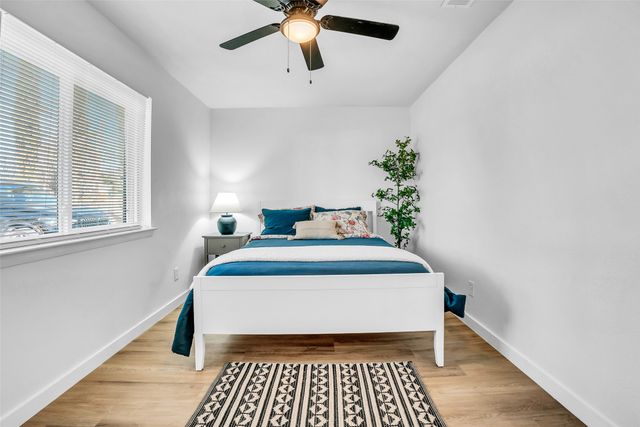 3518 W Rochelle Road, Irving, TX 75062