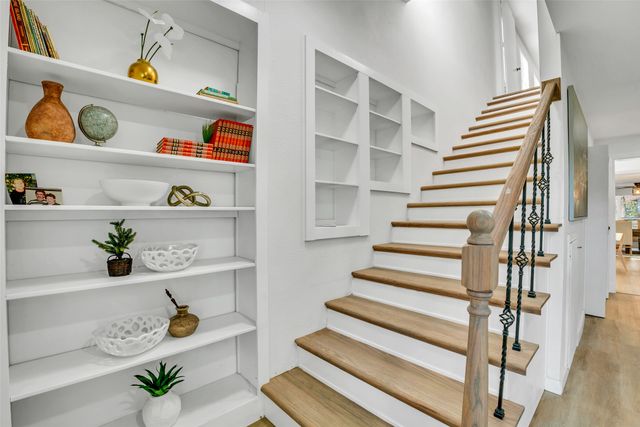 3518 W Rochelle Road, Irving, TX 75062