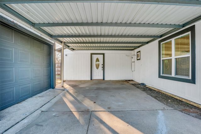 3518 W Rochelle Road, Irving, TX 75062