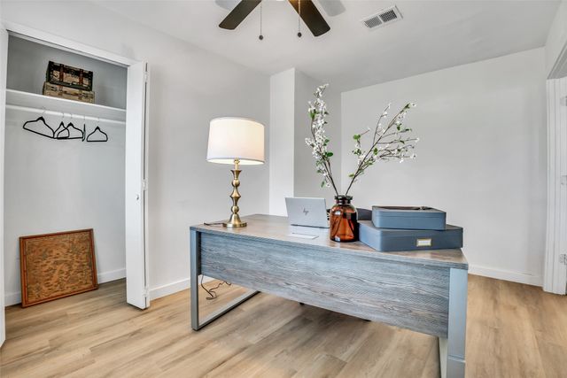 3518 W Rochelle Road, Irving, TX 75062