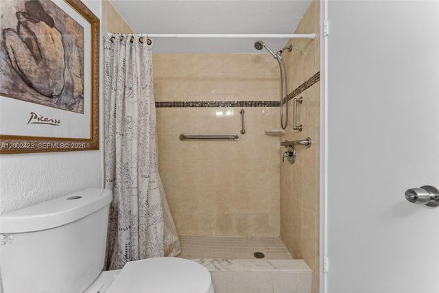 4750 NW 22nd Ct 115, Lauderhill, FL 33313