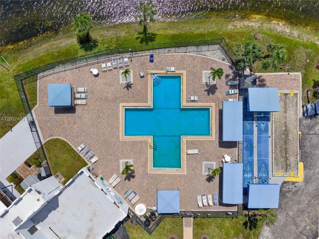 4750 NW 22nd Ct 115, Lauderhill, FL 33313