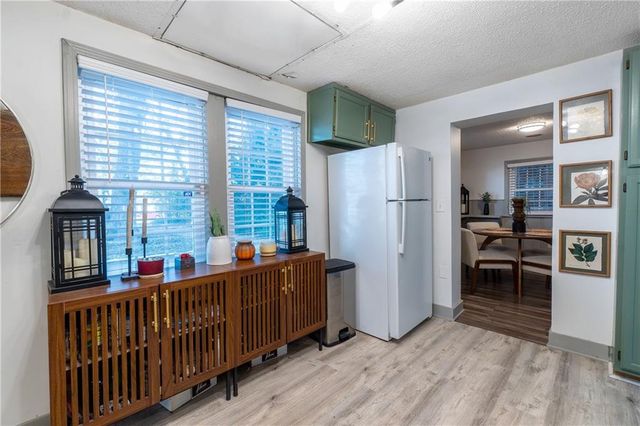 6500 Metcalf Avenue, Mission, KS 66202