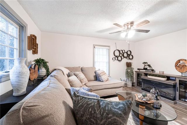 6500 Metcalf Avenue, Mission, KS 66202