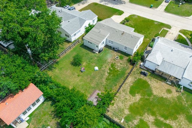 1713 S Drollinger, Wichita, KS 67218