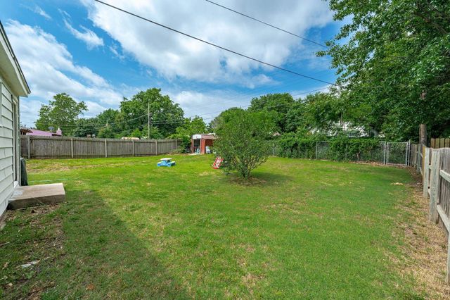 1713 S Drollinger, Wichita, KS 67218
