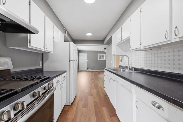 1713 S Drollinger, Wichita, KS 67218