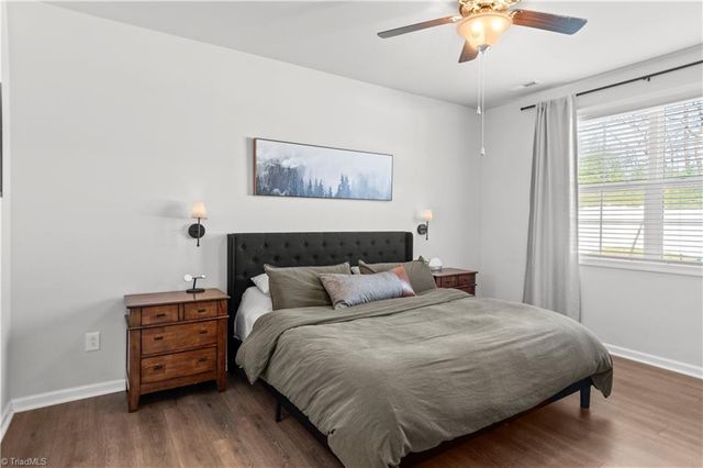 5237 Garnet Hill Drive, Clemmons, NC 27012