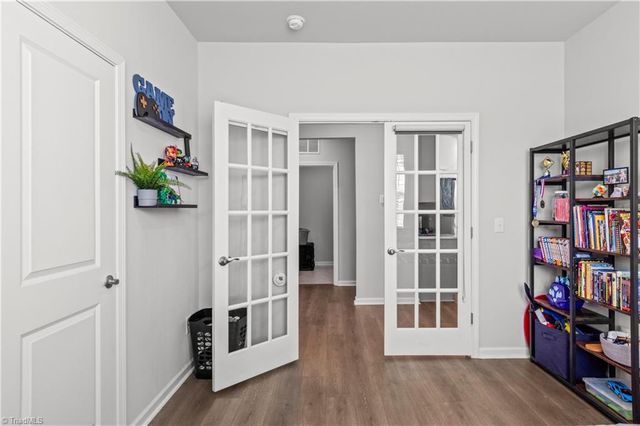 5237 Garnet Hill Drive, Clemmons, NC 27012