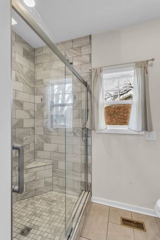 724 Redwood Cir, Columbia, TN 38401