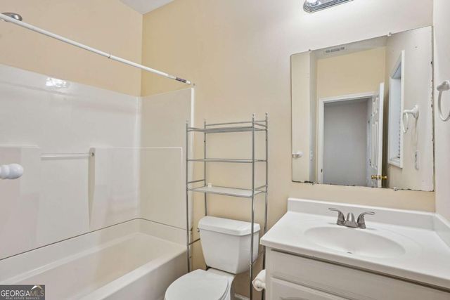 529 Lantern Wood Drive, Scottdale, GA 30079