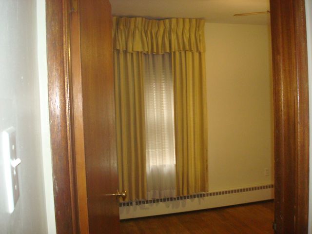 2740 Elkhart Street, Lake Station, IN 46405