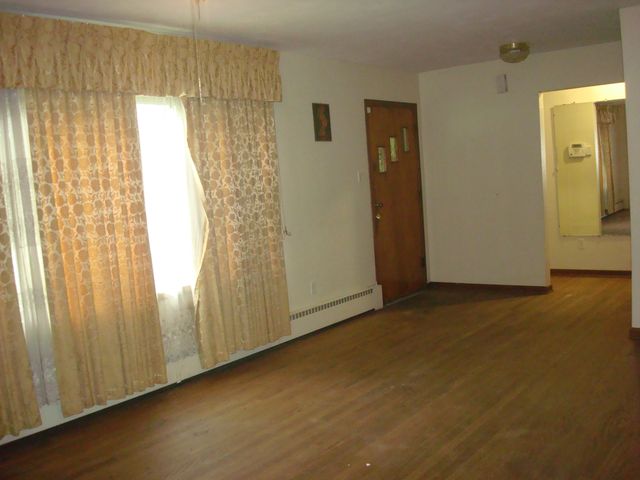 2740 Elkhart Street, Lake Station, IN 46405