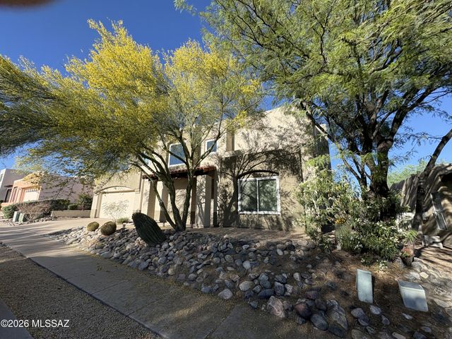681 N Hearthside Lane, Tucson, AZ 85748