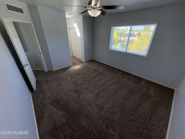 681 N Hearthside Lane, Tucson, AZ 85748