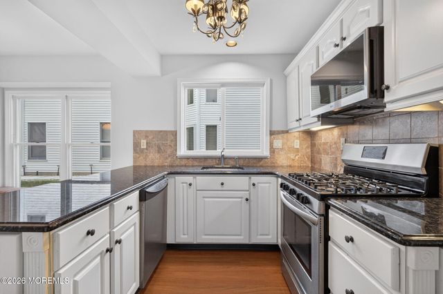 2381 Coral Leaf Road, Toms River, NJ 08755