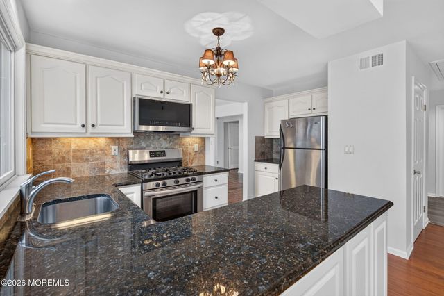 2381 Coral Leaf Road, Toms River, NJ 08755