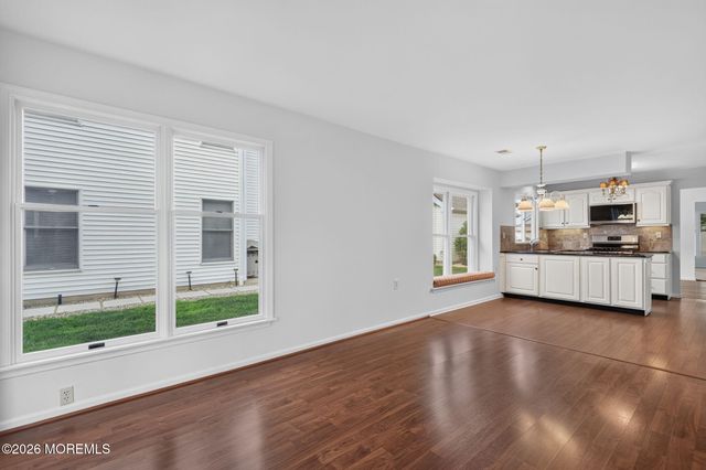 2381 Coral Leaf Road, Toms River, NJ 08755