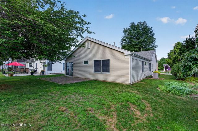 2381 Coral Leaf Road, Toms River, NJ 08755