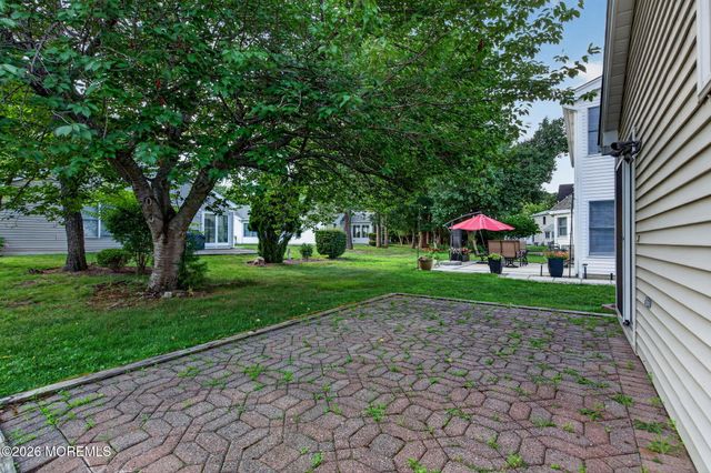 2381 Coral Leaf Road, Toms River, NJ 08755
