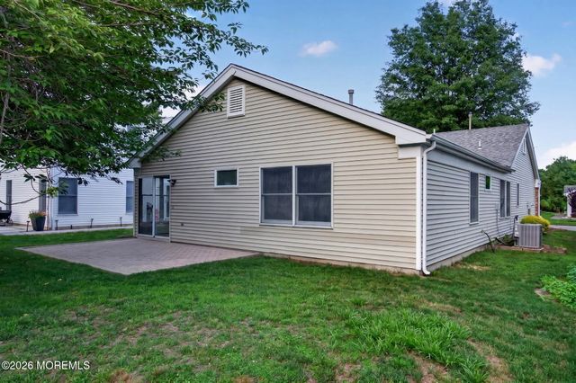 2381 Coral Leaf Road, Toms River, NJ 08755