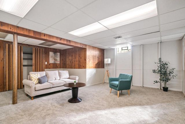 3203 N 94th STREET, Milwaukee, WI 53222