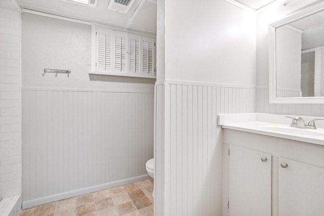 3203 N 94th STREET, Milwaukee, WI 53222