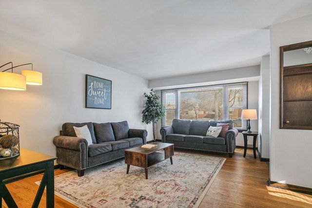 3203 N 94th STREET, Milwaukee, WI 53222