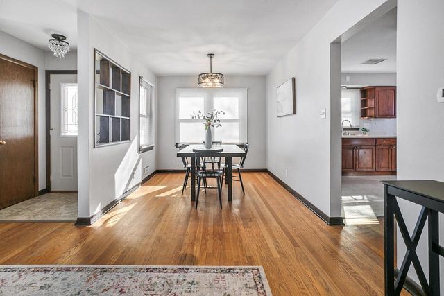 3203 N 94th STREET, Milwaukee, WI 53222