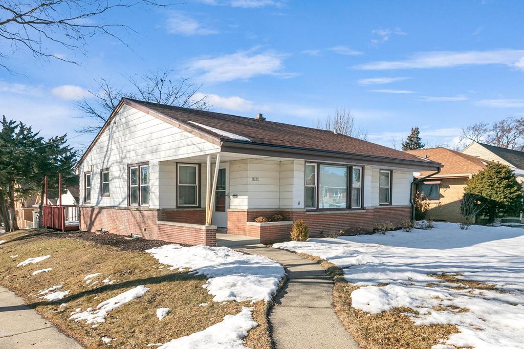 3203 N 94th STREET, Milwaukee, WI 53222
